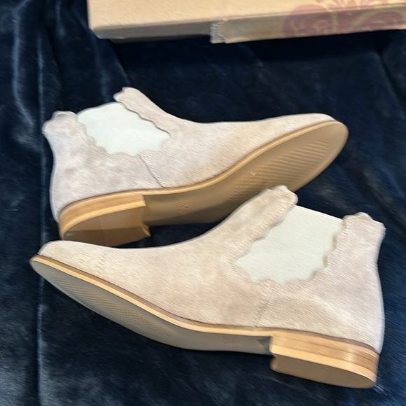 Brand New in package -Klub Nico suede ankle boots made in Spain - Picture 5 of 7